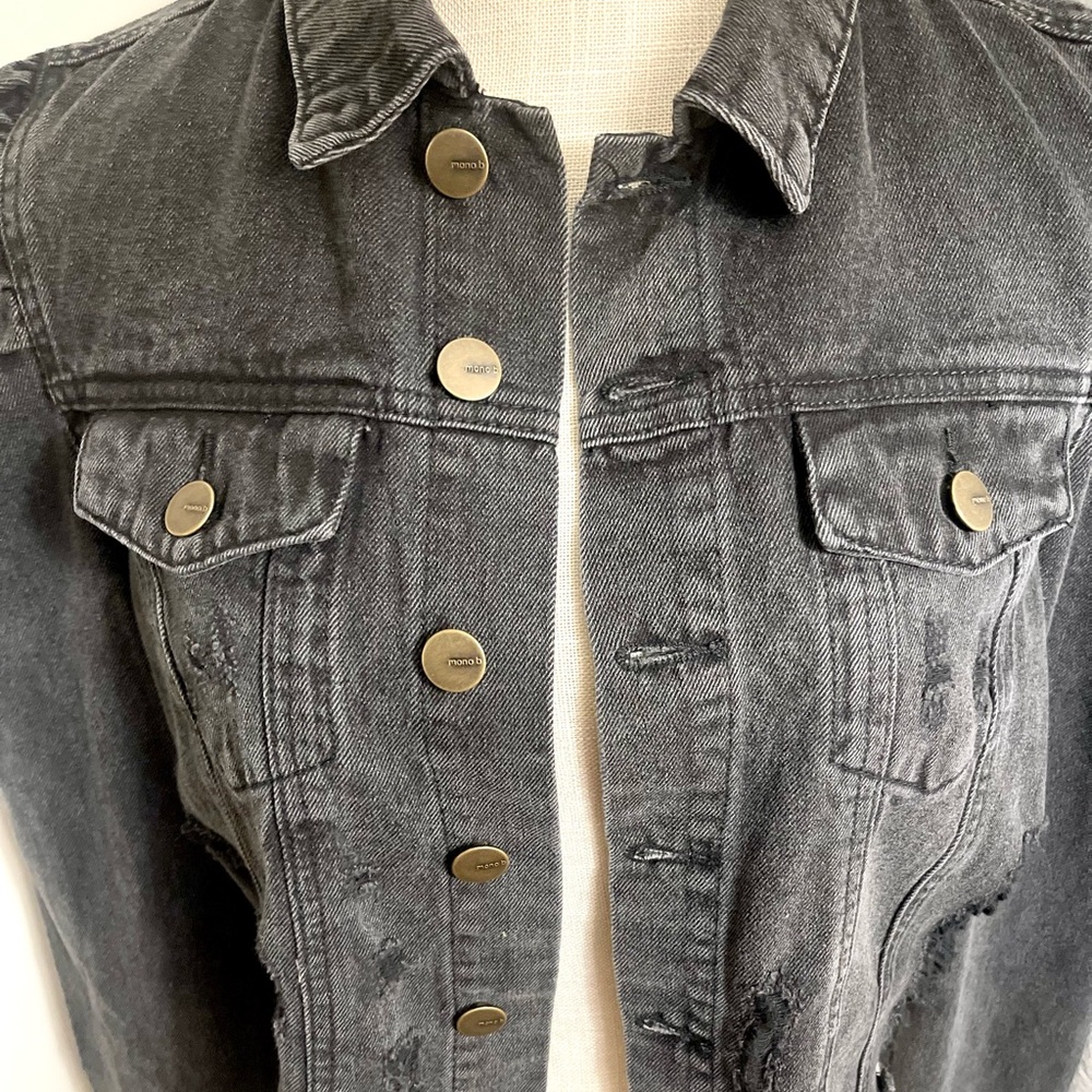 Womens Forever 21 Distressed cropped Denim Jacket - Picture 2 of 8